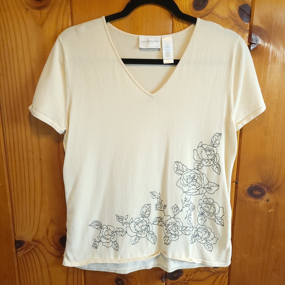 Vintage y2k Liz Claiborne Medium Short Sleeve V-Neck Sweater Floral Embroidery